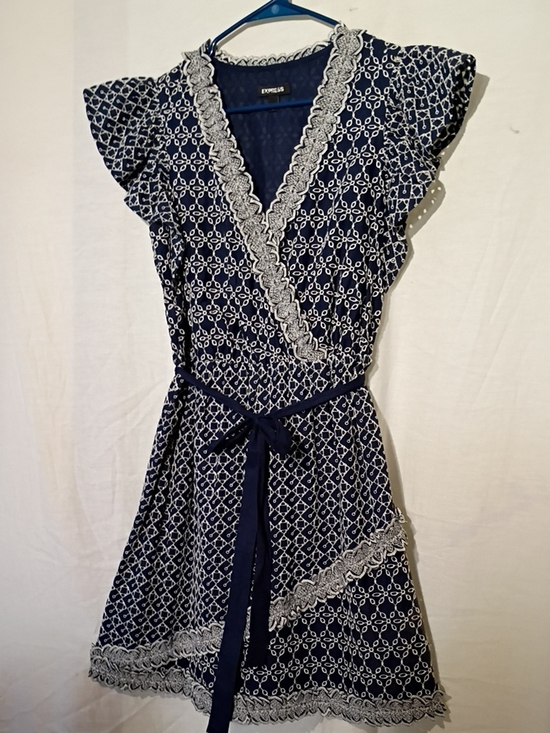 Express Dresses & Skirts - Express Navy Cotton Wrap Midi Dress with White Lace Trim, Sz 4, NWOT